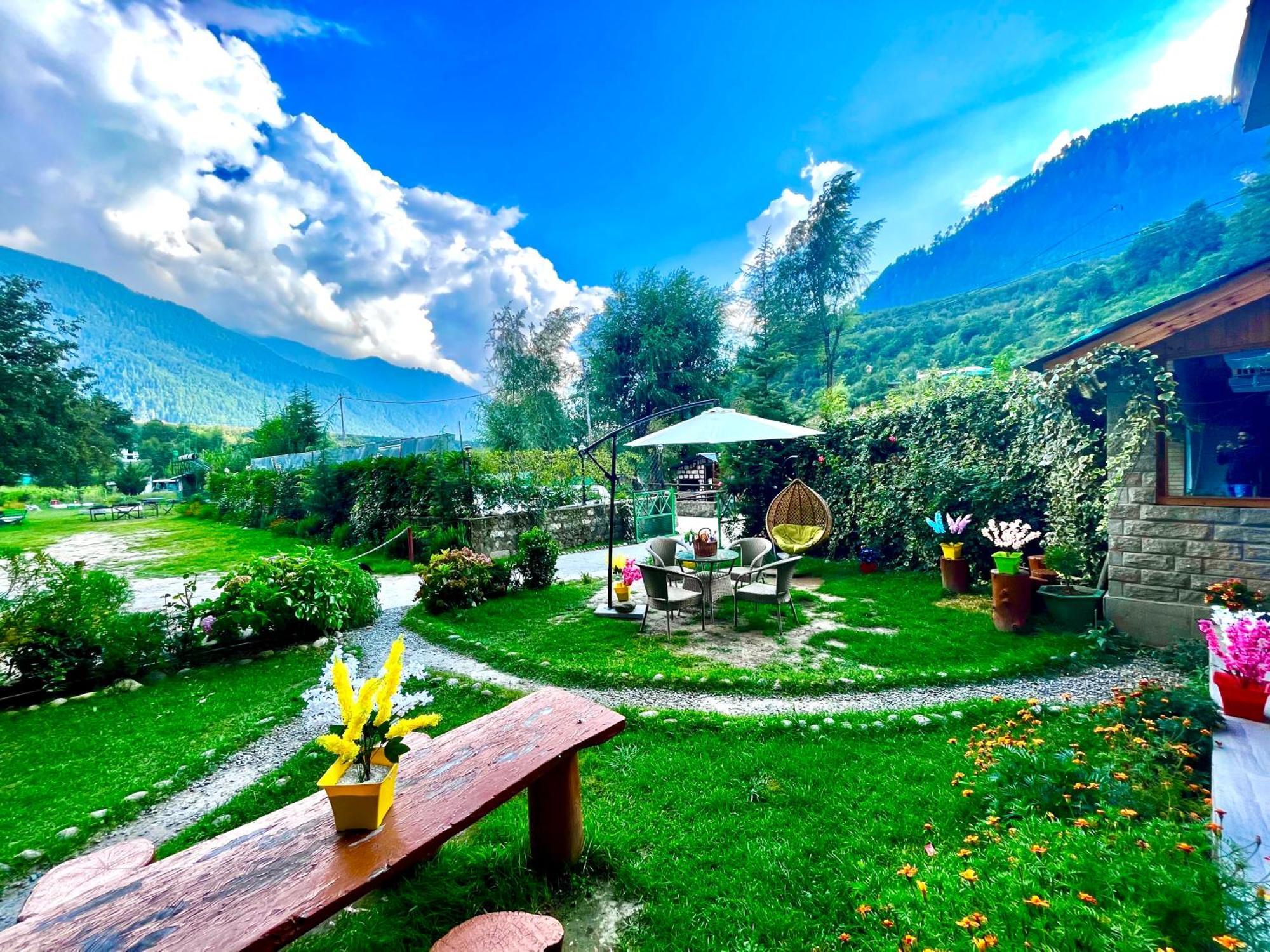 Hotel Himalayan Classic, Manali - Manali (Himachal Pradesh), Manali
